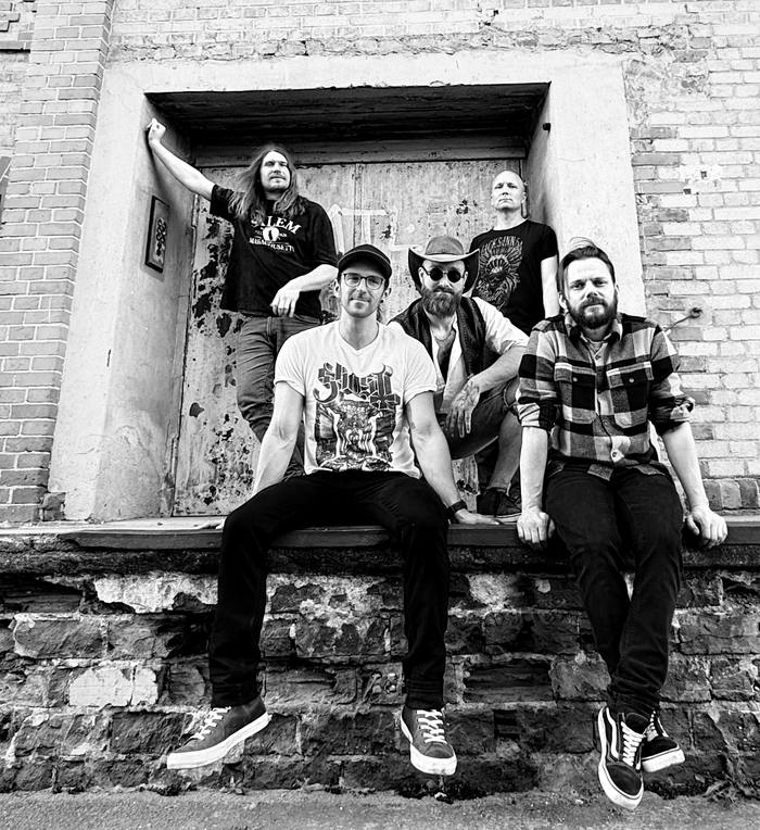 Ninetailz Bandfoto