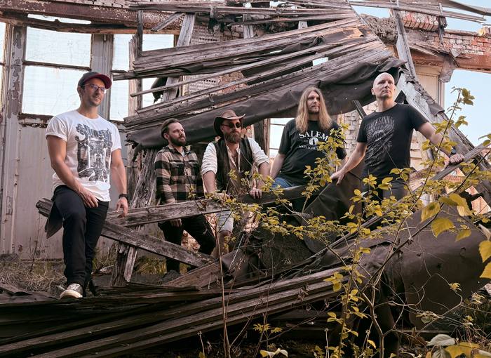 Ninetailz Bandfoto