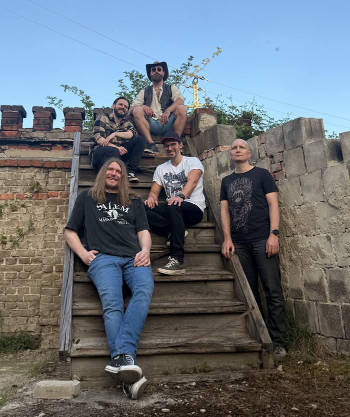 Ninetailz Bandfoto
