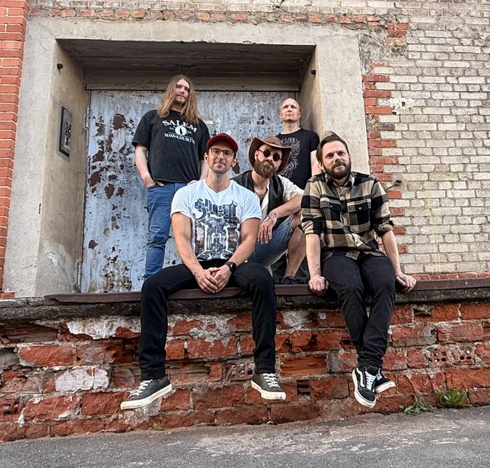 Ninetailz Bandfoto